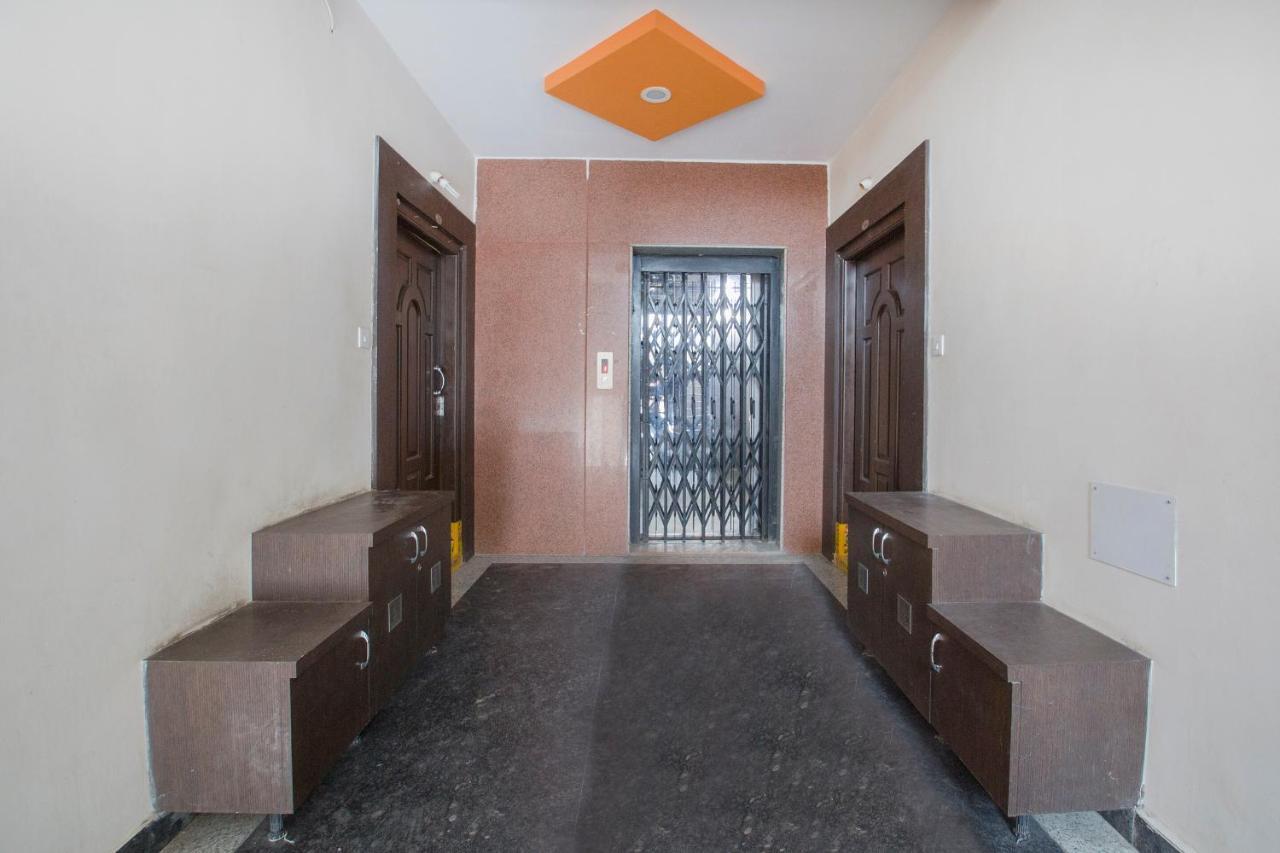 Oyo 10373 Apartment The Icon Homes Хидерабад Екстериор снимка